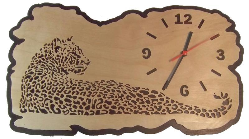 U 001 Designwanduhr Leopard