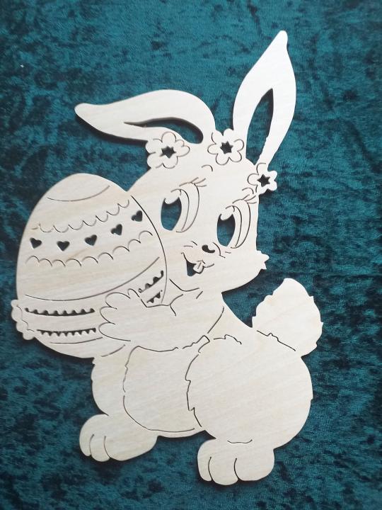 FBO 004 lustiger Hase mit Osterei