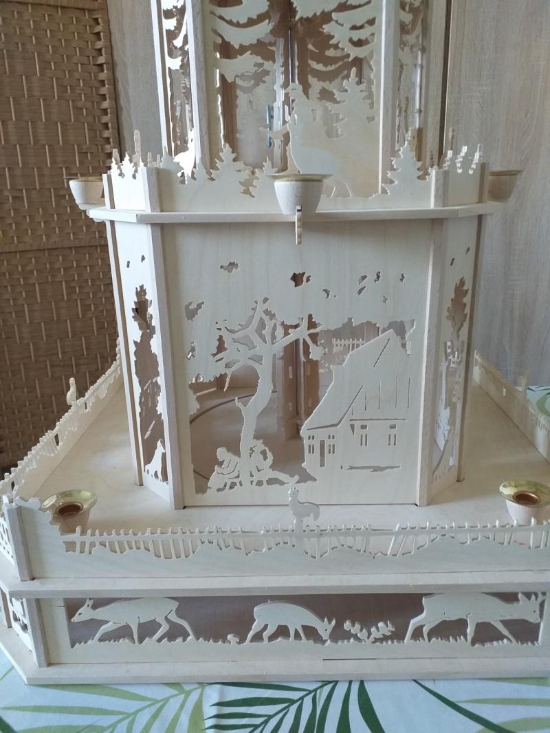 P 04 Pyramide "Am Waldrand"