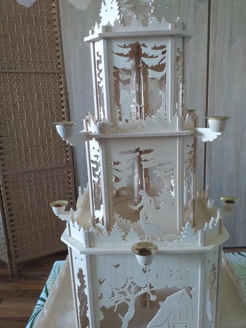 P 04 Pyramide "Am Waldrand"