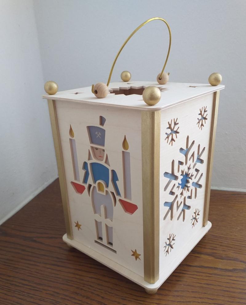 Weihnachtslaterne-Engel
